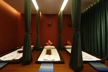 苏州吴中泰式按摩的被动瑜伽：当身体被折叠成诗